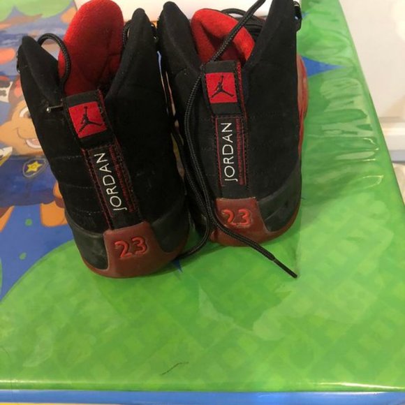 7 Youth Jordans - Picture 2 of 2